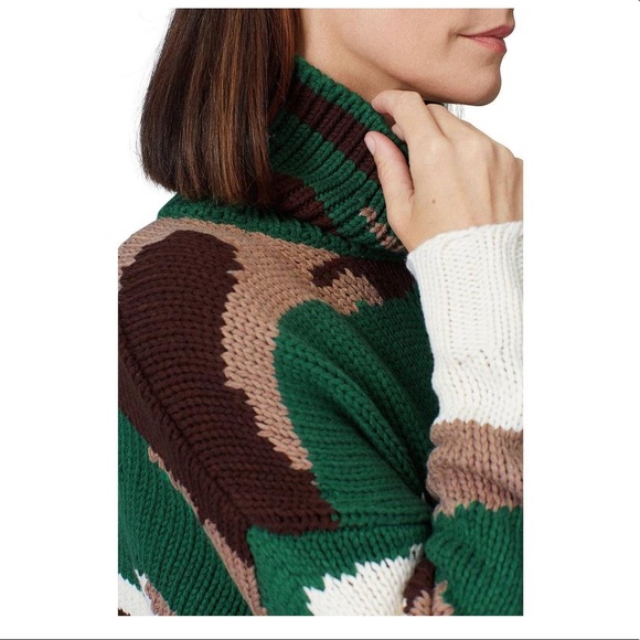 525 America Camo Turtleneck Oversized Sweater - Picture 4 of 13